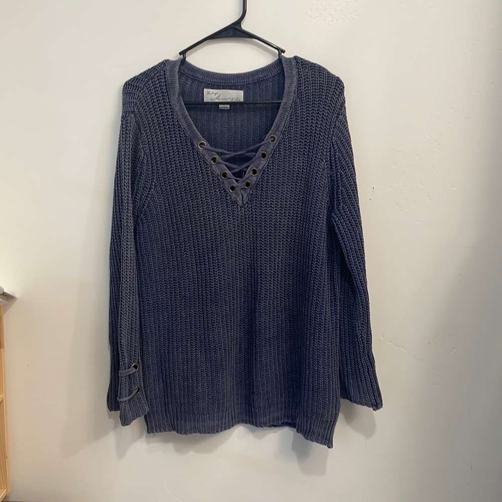 Vintage Havana V Neck Purple‎ Sweater